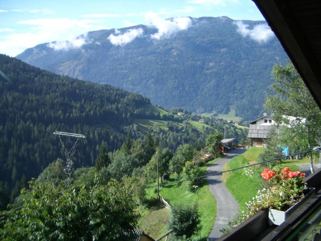 Chalet Catton Four Bedroom Appartement Near Bad Kleinkirchheim Radenthein Esterno foto